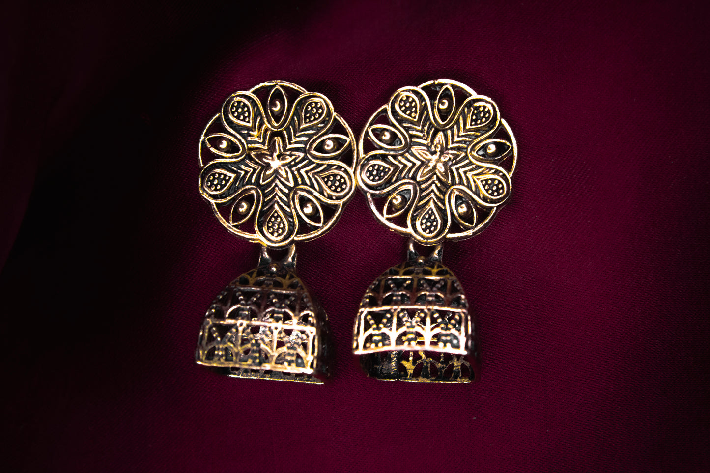 Golden Antique Filigree Earrings - Traditional Elegance